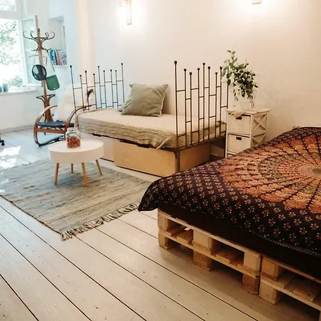 Vintage Dolny Apartment *